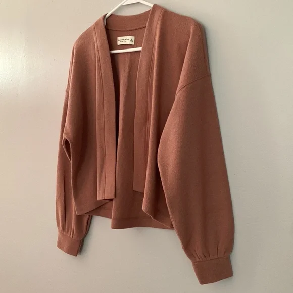 NWOT Abercrombie & Fitch Cozy Cropped Cardigan, Size S, Color Pink/Tan - Picture 5 of 8
